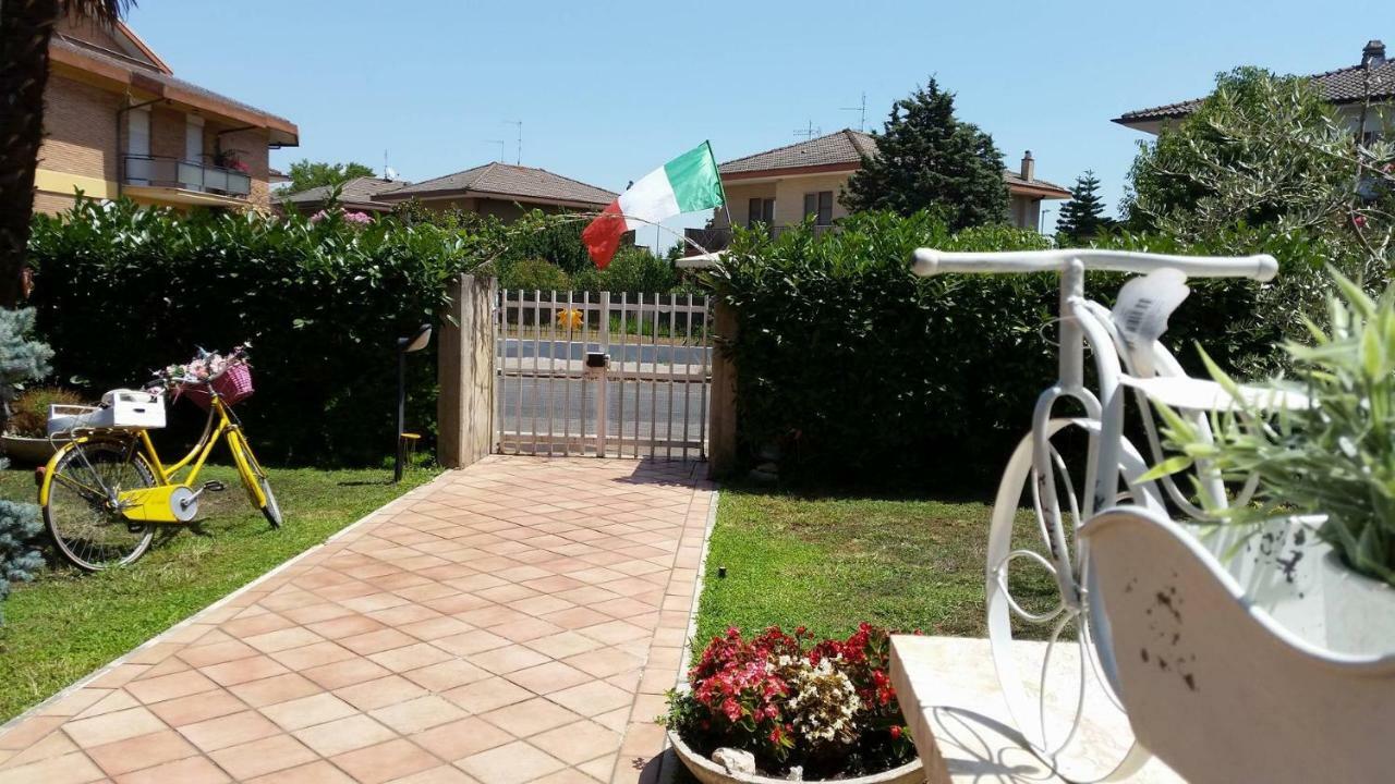 Home Denise E Luca Latina Exteriér fotografie